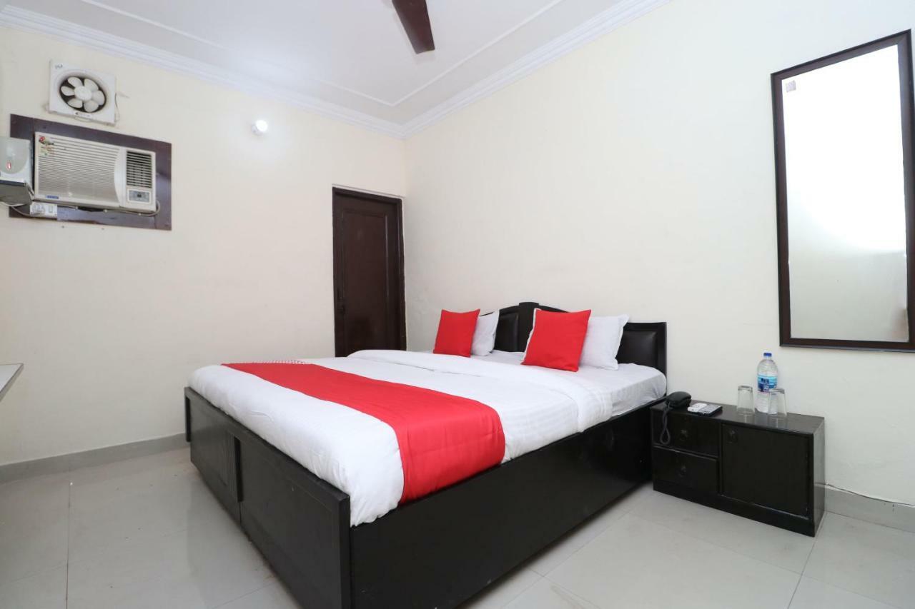 Pathānkot Oyo 37721 Hotel Kings מראה חיצוני תמונה