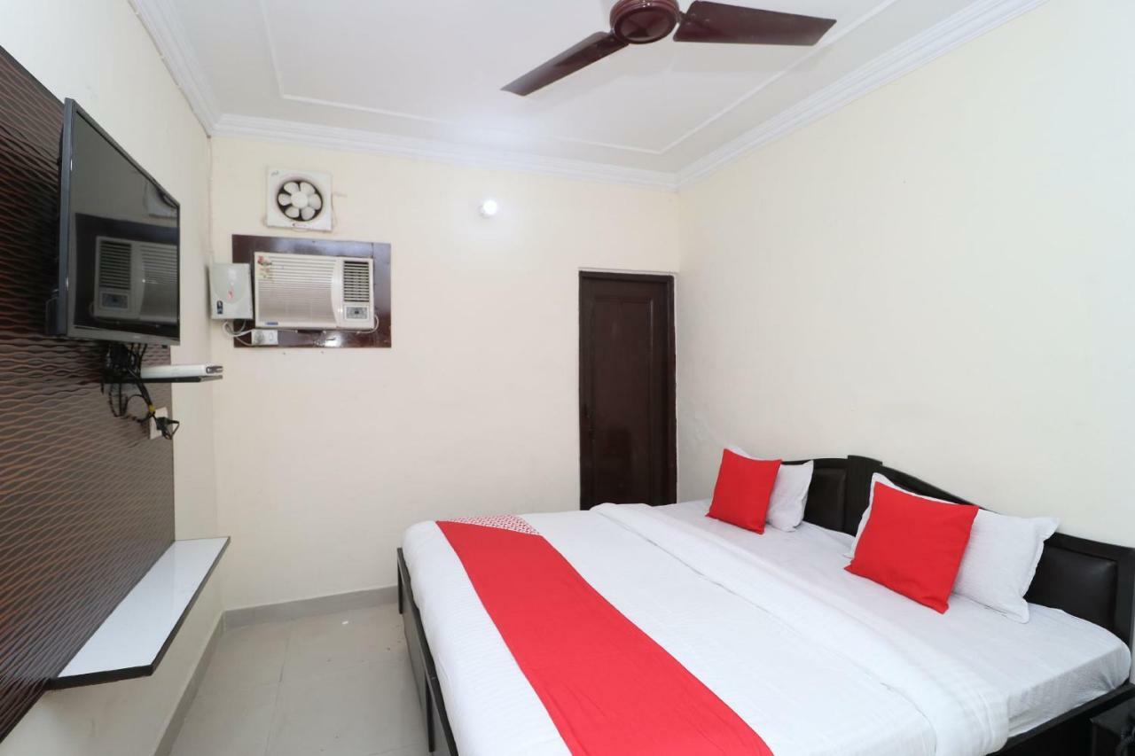 Pathānkot Oyo 37721 Hotel Kings מראה חיצוני תמונה